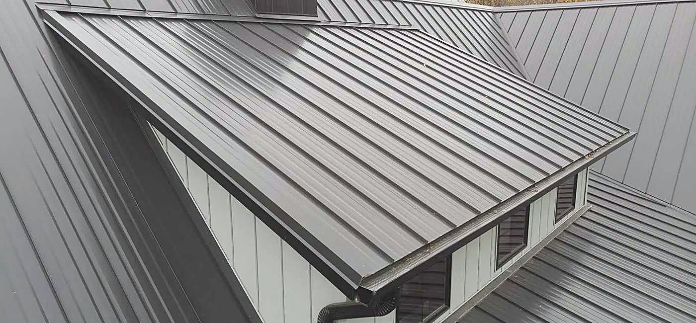 Hamlin Roofing and Repairs at work in Mansfield, TX